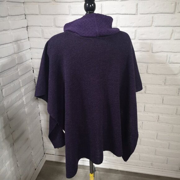 Peruvian Link Ladies Purple Poncho with Turtleneck Alpaca Collection - Picture 2 of 6